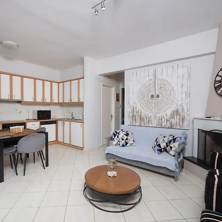 Punda 4 Seasons Apartment Diakopto