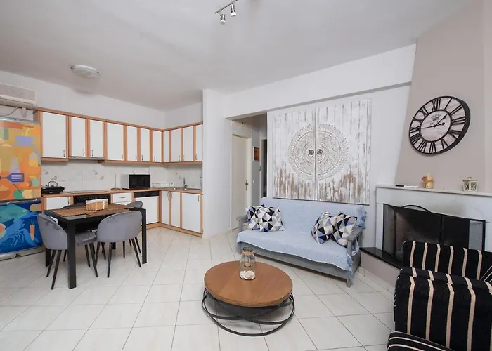 Punda 4 Seasons Apartment Diakopto