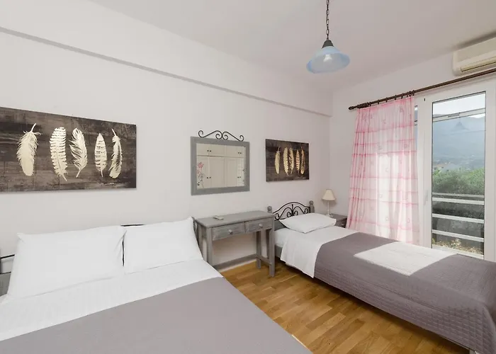 Punda 4 Seasons Diakopto