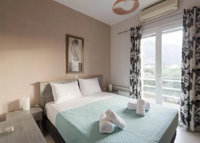 Punda 4 Seasons Diakopto